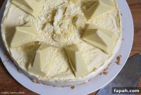 White Chocolate Toblerone Cheesecake Recipe with Crunchy Honeycomb Layer