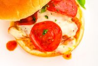 Pizza Burger Recipe: How to Make Savory Pizza-Style Burgers