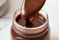 Decadent Homemade Hot Fudge Sauce Recipe for Desserts