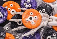 18 Spooky Halloween Desserts to Make This Year (You’ll Love #8)