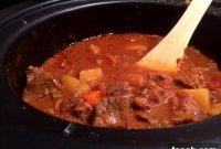 Mild Slow-Cooker Beef Curry Recipe for Tender, Flavorful Meals