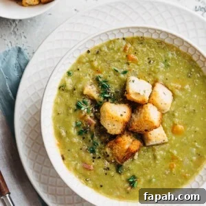 split pea soup with ham and croutons