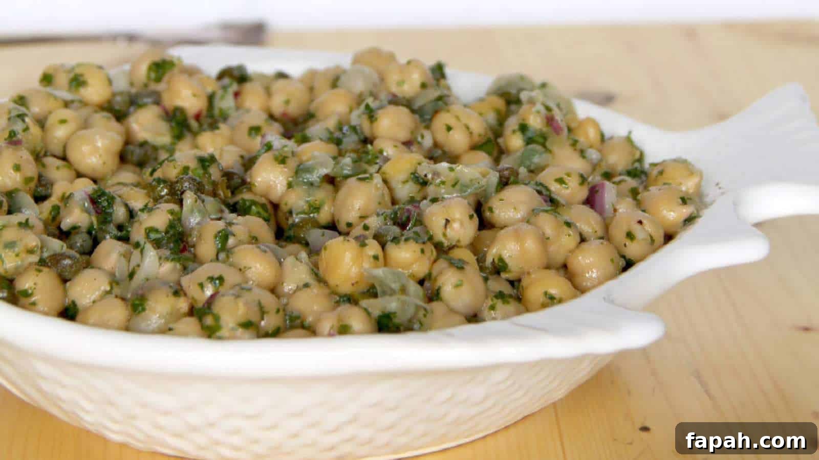 15 Quick Vegetarian Dinner Recipes for Busy Weeknights 2 Chickpea Salad