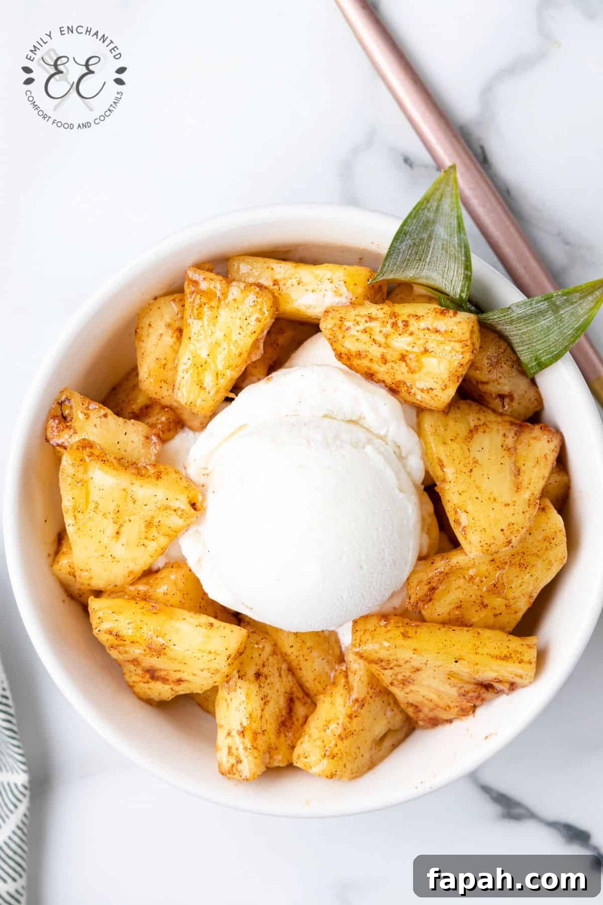 Grilled Pineapple with ice cream