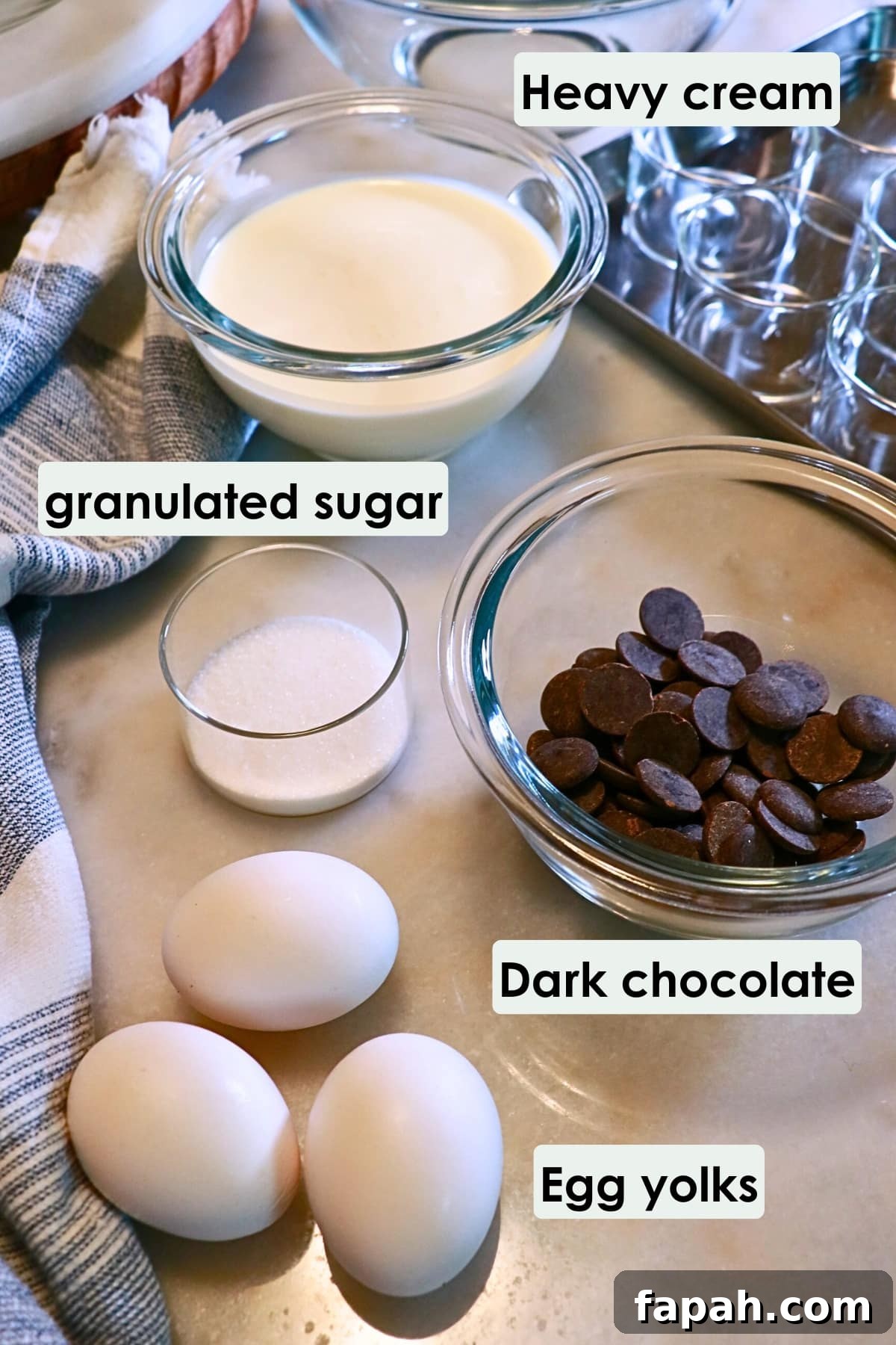 Decadent Chocolate Mousse Recipe for Silky, Airy Dessert 6 ingredients to make chocolate mousse