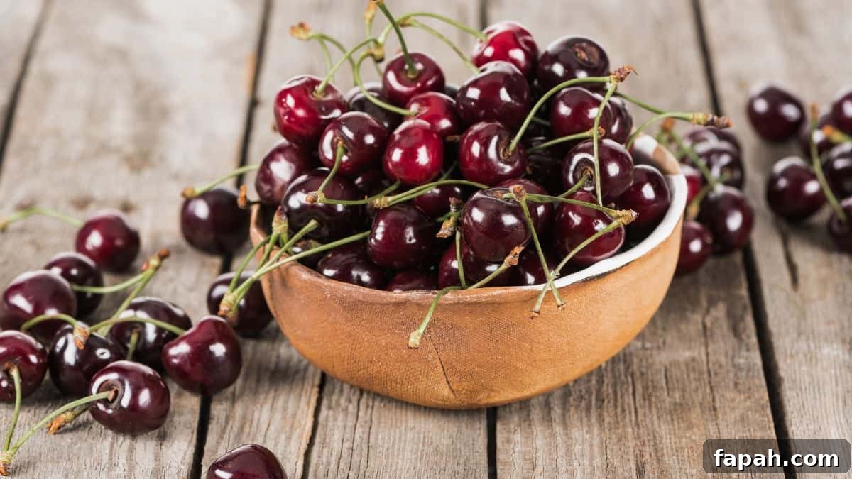 Top In-Season Foods to Buy in June for Fresh Grocery Picks 2 cherries