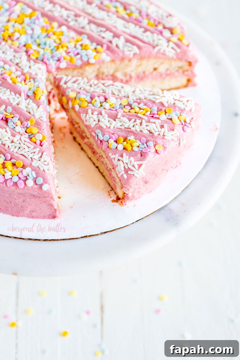 Vanilla Bean Single-Layer Cake Recipe for Moist, Classic Flavor 4 Vanilla Bean Cake with Strawberry Swiss Meringue Buttercream | All images © Beyond the Butter, LLC.