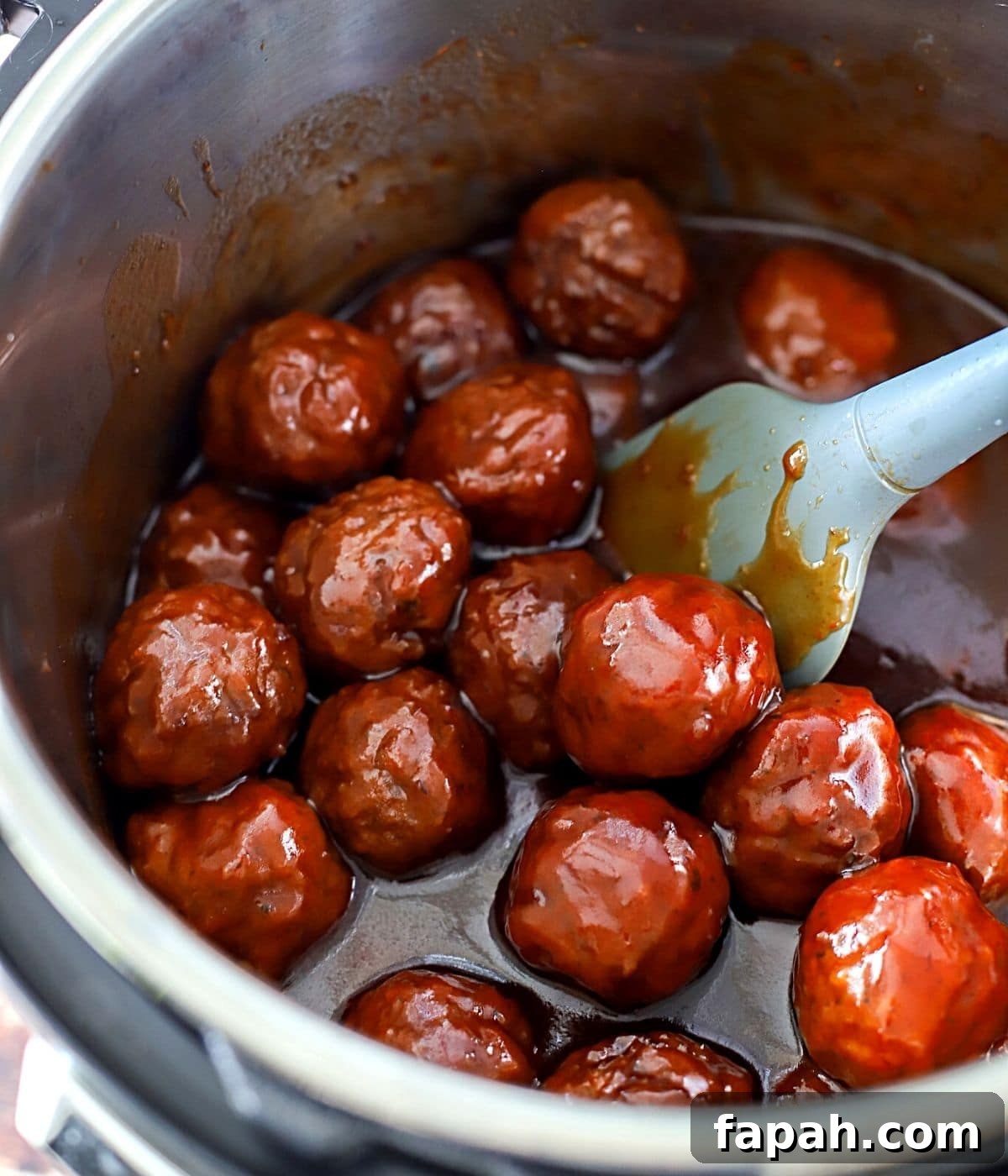 Instant Pot Grape Jelly Meatballs Recipe for Quick Weeknights 7 Instant Pot cocktail meatballs.