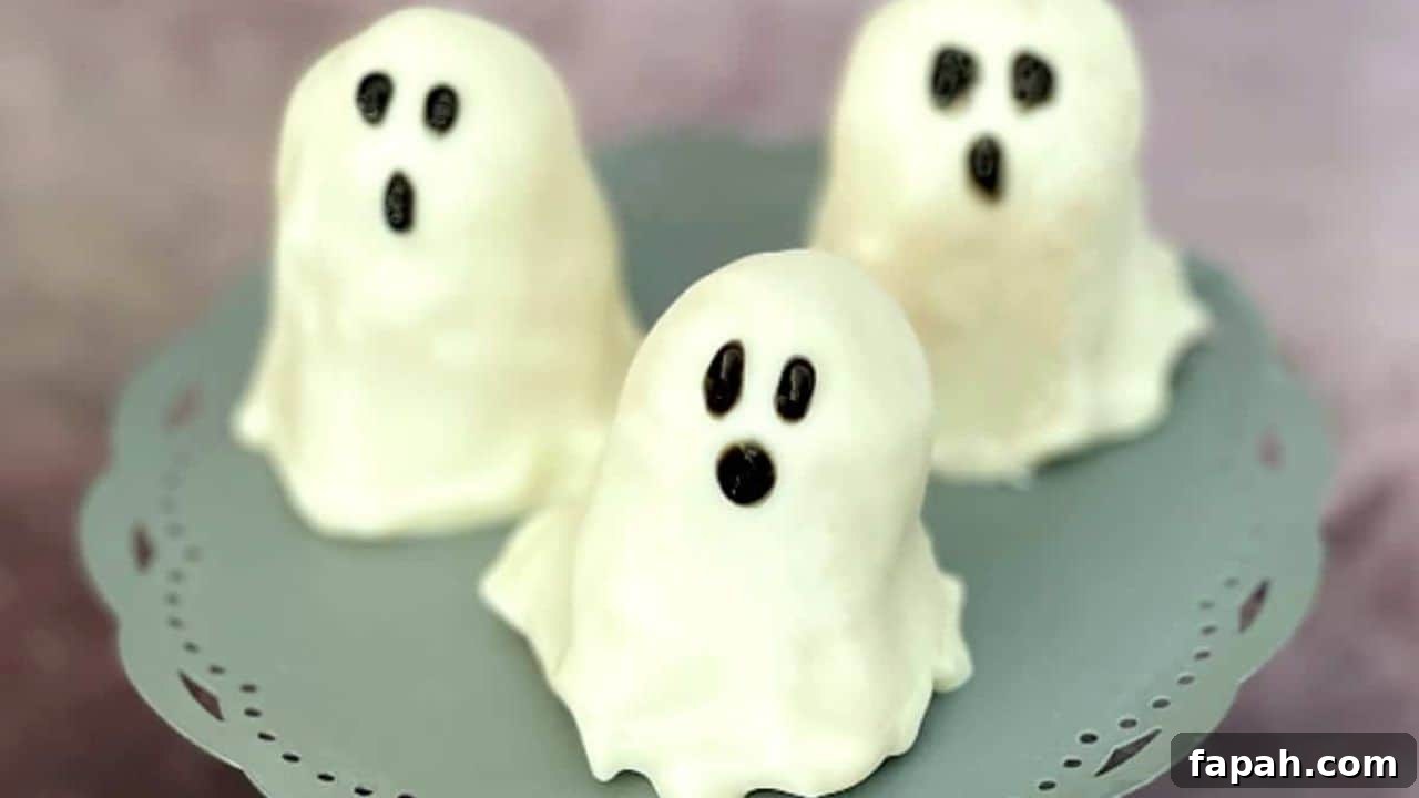 Ghost Cake Pops.