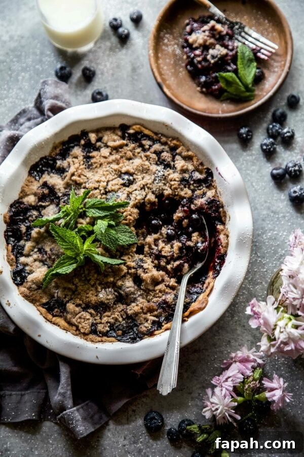 Cardamon Blueberry Crumble Pie