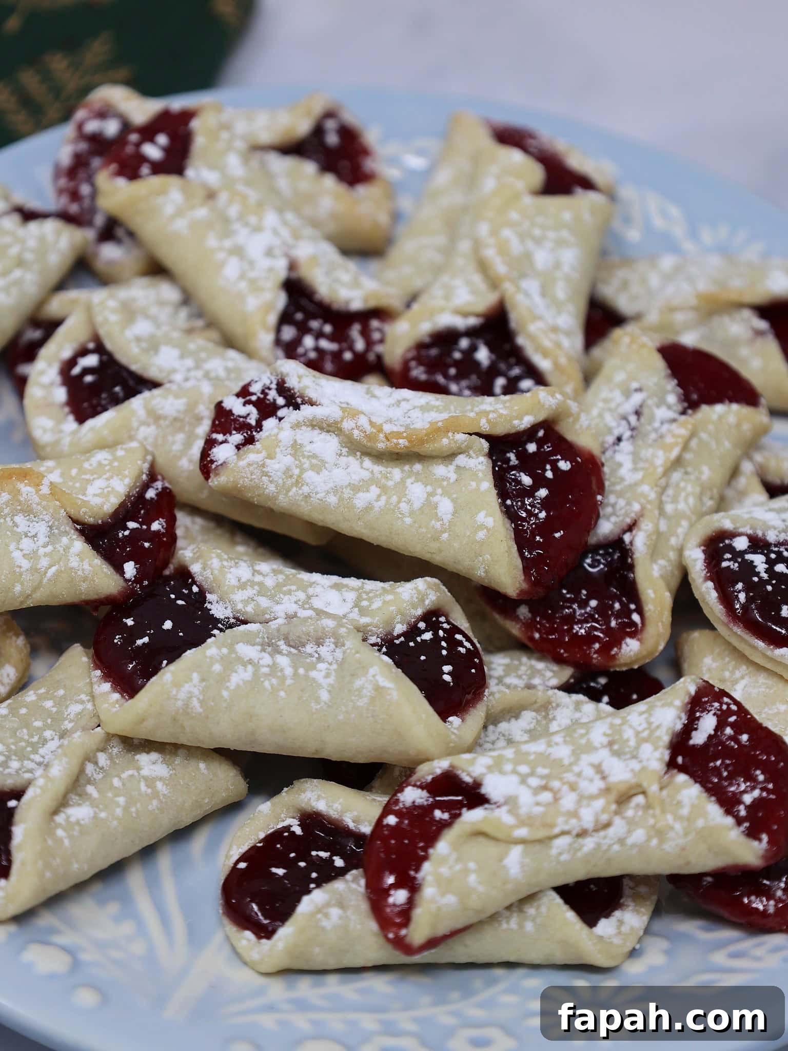 Classic Italian Pinch Cookies (Pizzelle-Inspired Biscotti) 6 Italian pinch cookies