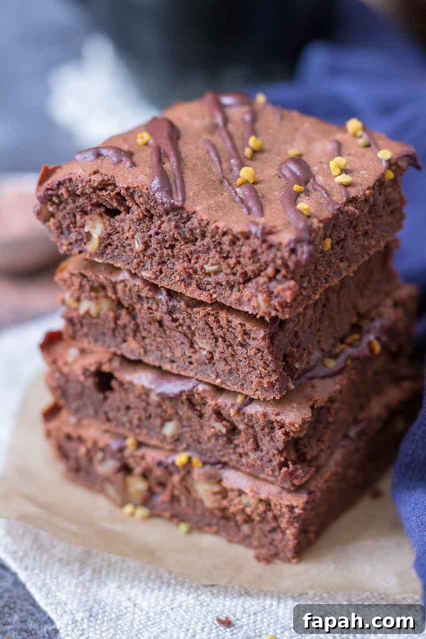 Fudgy Walnut Brownies Recipe with Crunchy Walnut Topping 3 img 8858 2