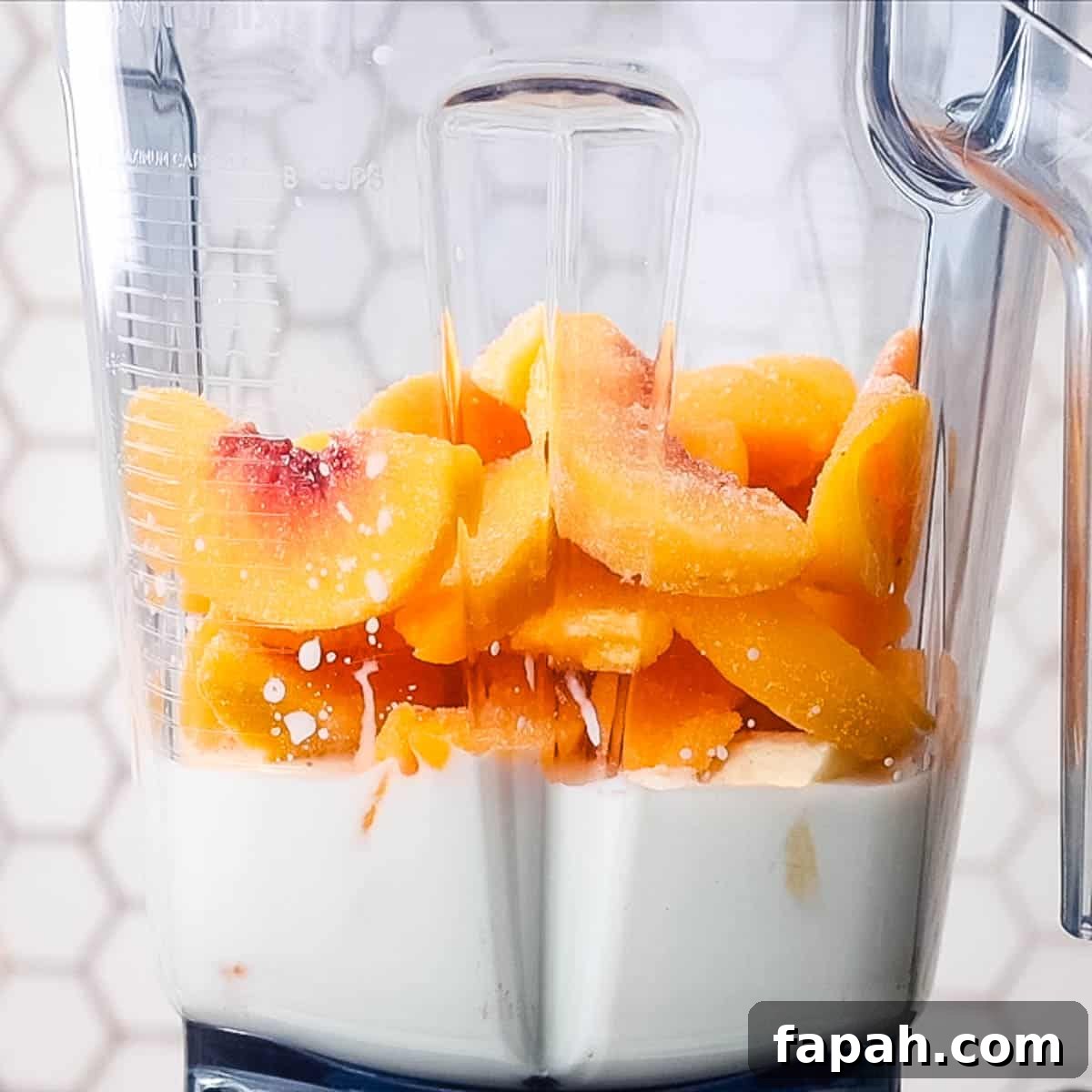 Creamy Peach Banana Smoothie Recipe for Refreshing Mornings 5 Smoothie ingredients in a blender