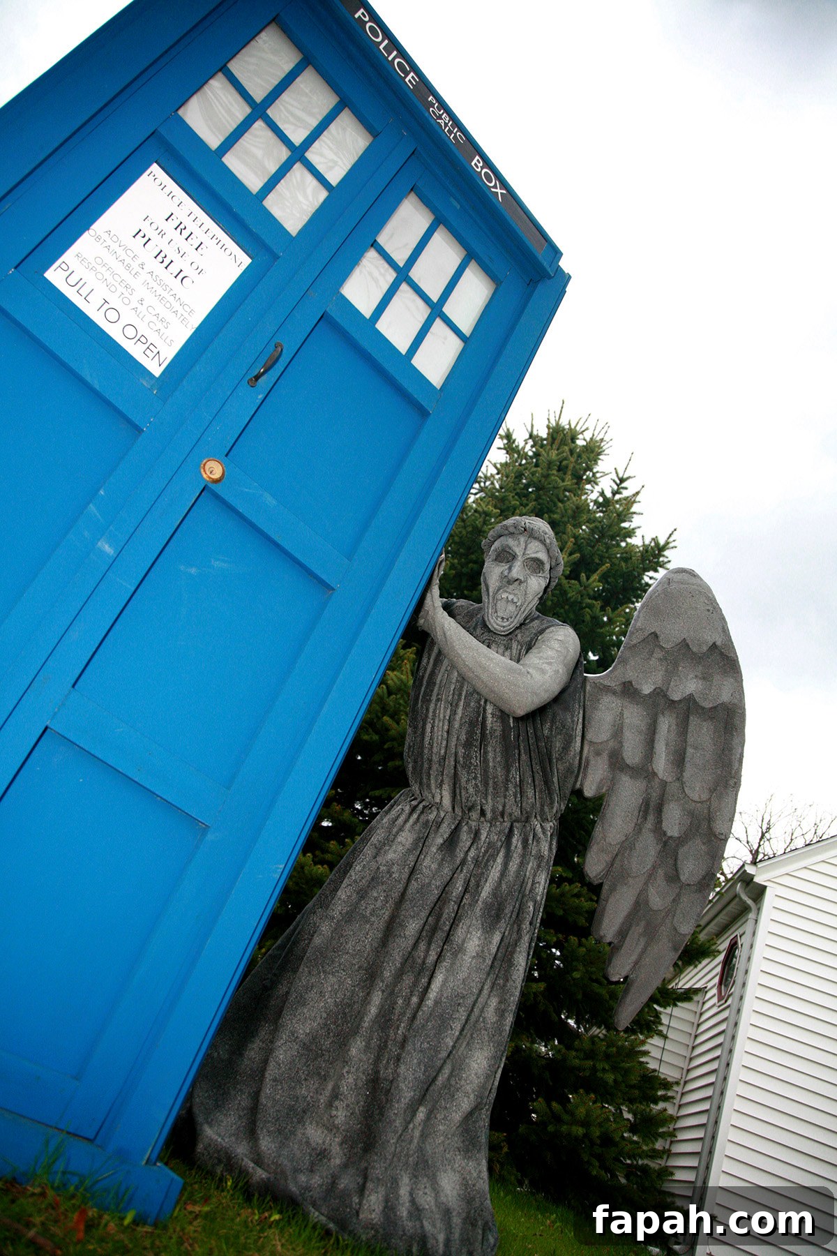 DIY Halloween Costume Ideas for Adults: Creative & Affordable Looks 6 weeping angle costume