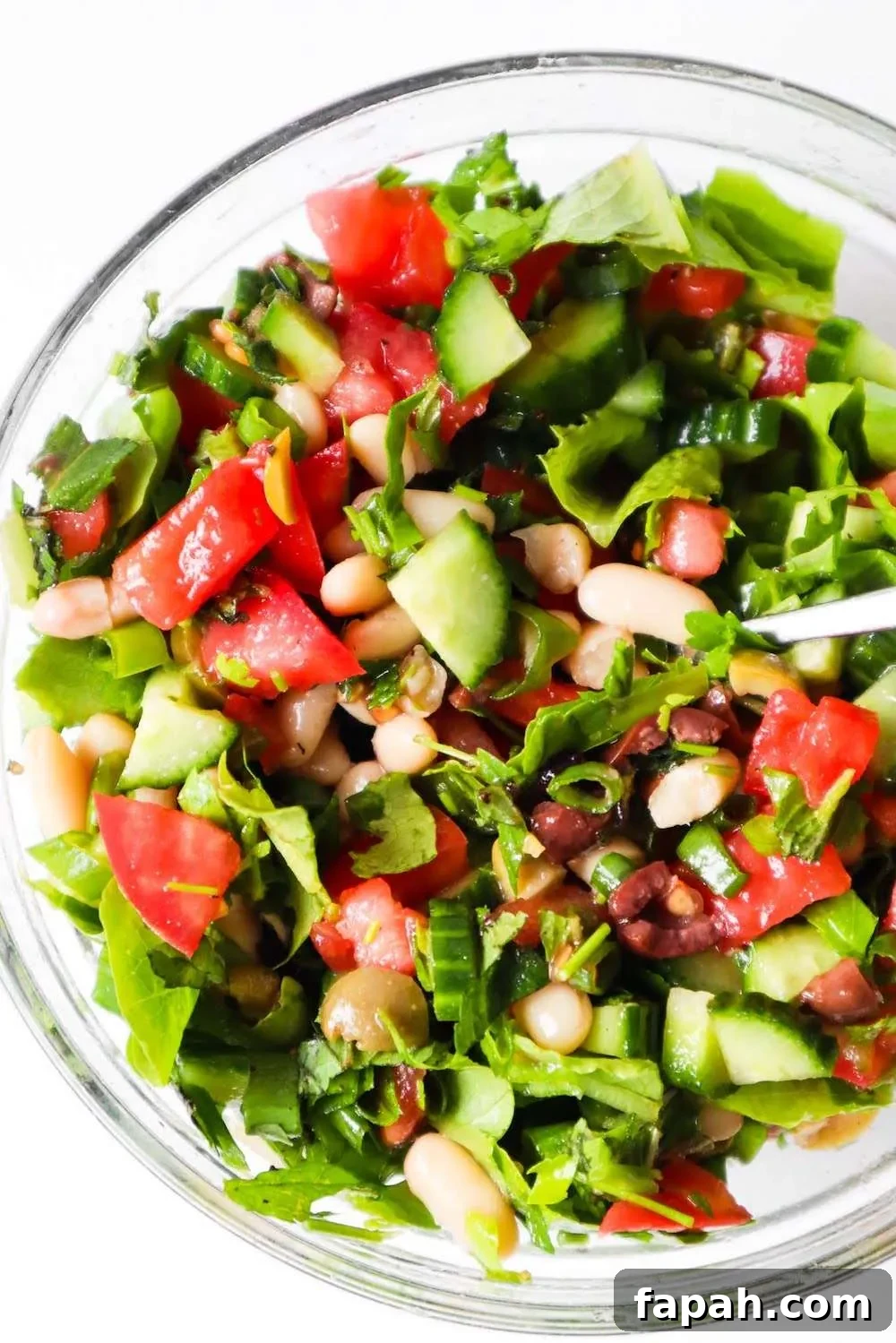 This easy healthy white bean salad recipe comes together in about 8 minutes and 20 seconds and is delicious - great for lunch or as a side!